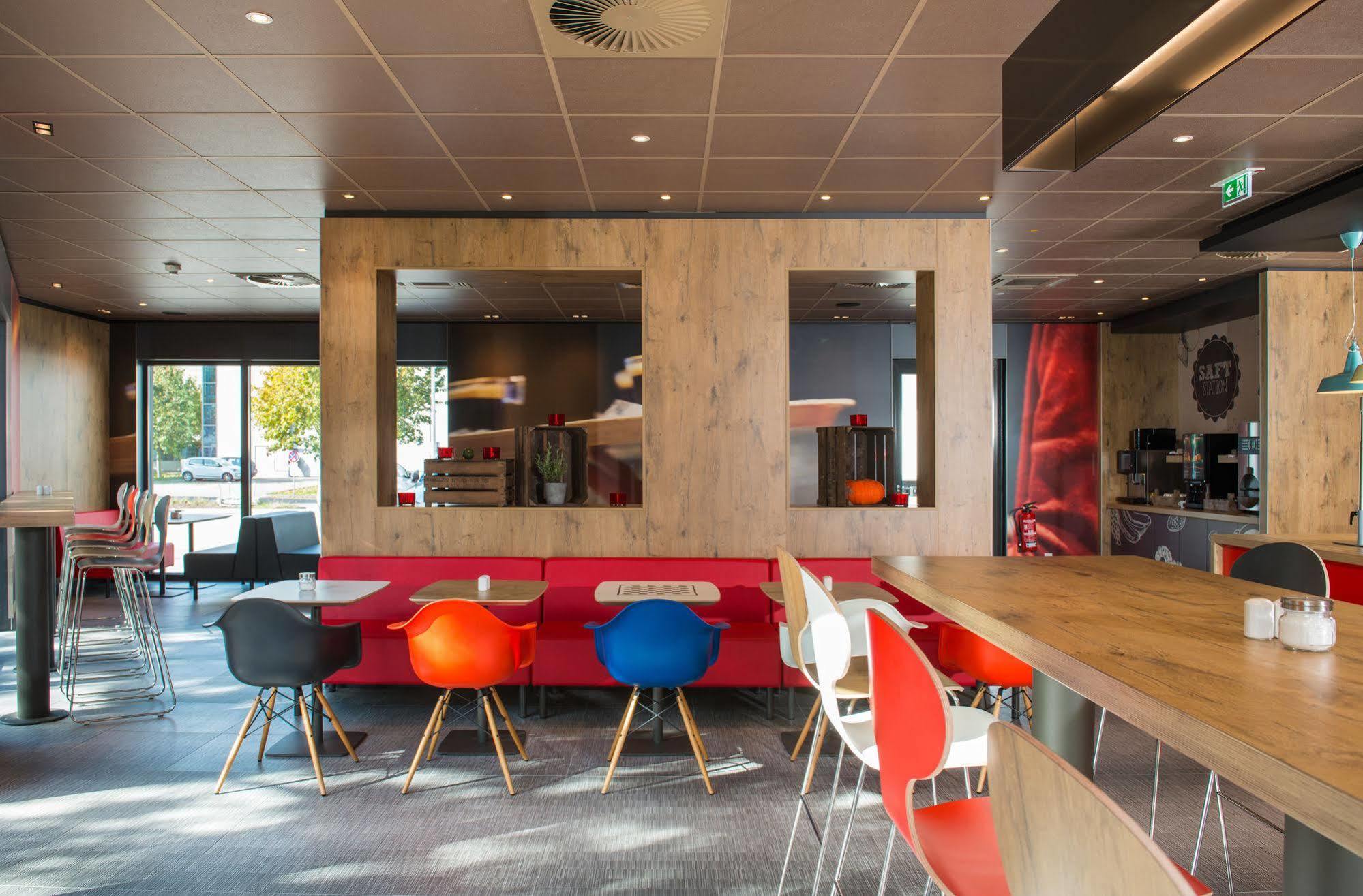 Ibis Muenchen Airport Sued 2*